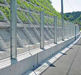 落石防止ネット